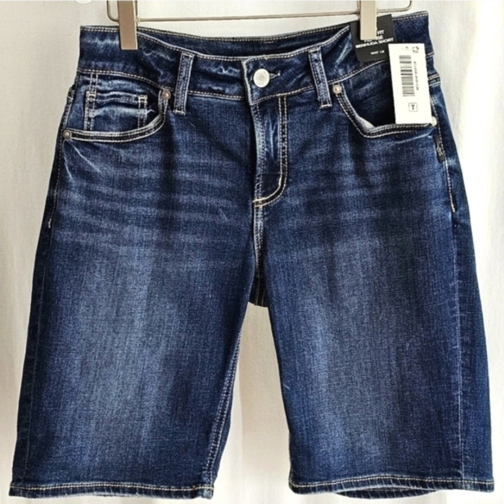 🇨🇦 Silver Jeans Suki Curvy Denim Bermuda Shorts